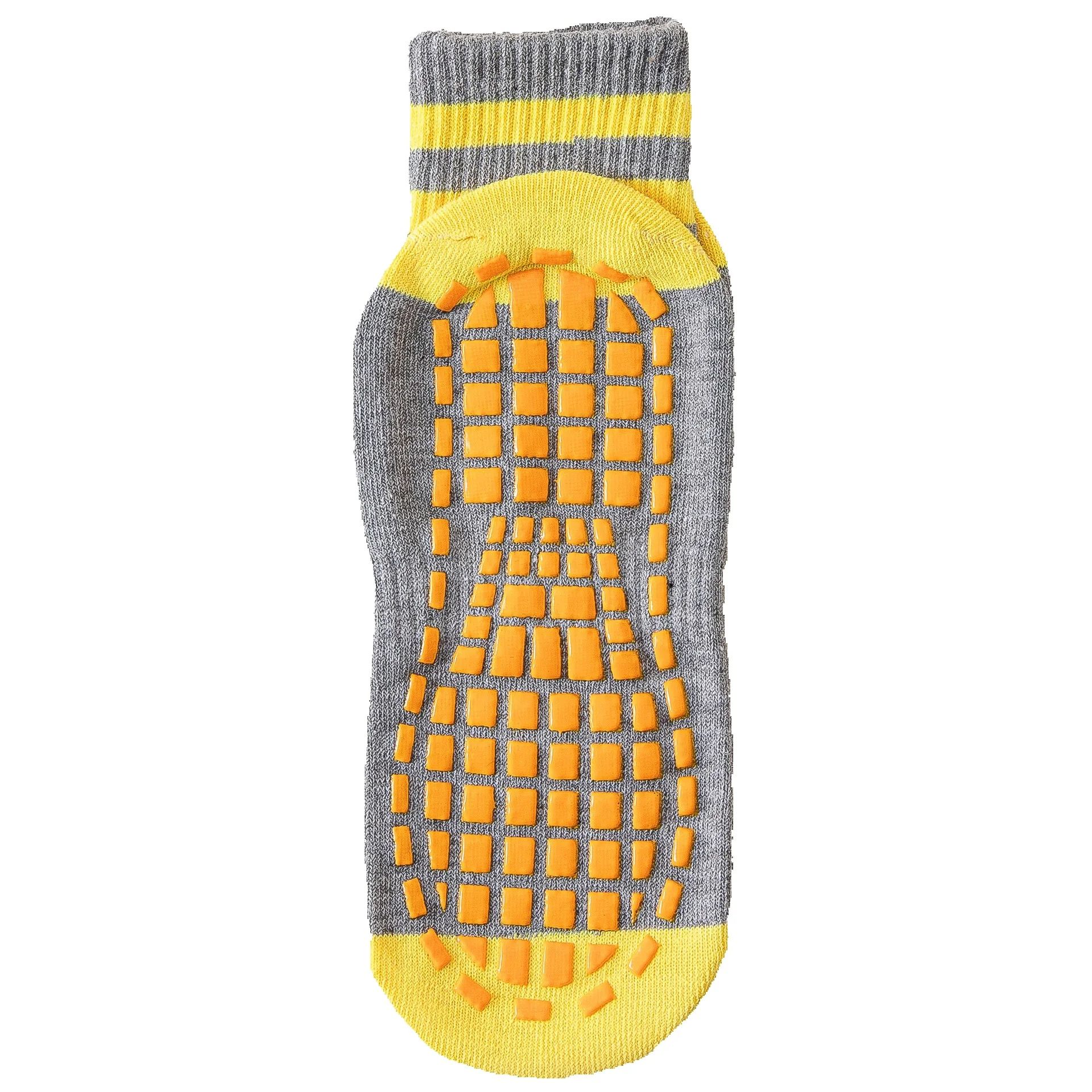 10 par skarpetek do trampoliny – Trampoline Park Sock recenzja i cena